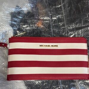 Michael Kors wristlet